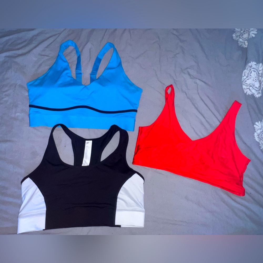 Fabletics sports bras